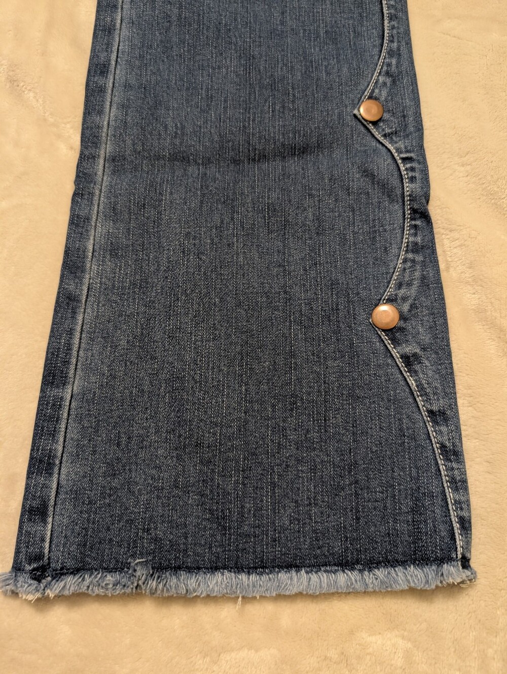 Flamingals Raw Hem Button Side Mid Waist Bootcut Jeans NWT Large - Picture 7 of 11